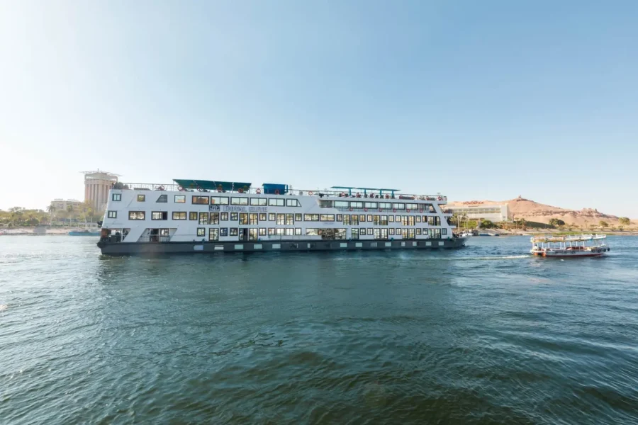 Aswan – Luxor (Nile cruise)